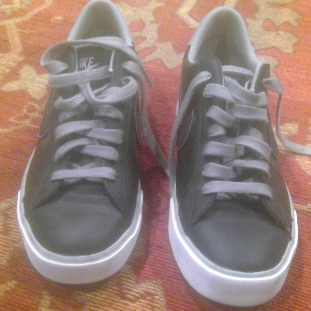 Nike Classics - image 2